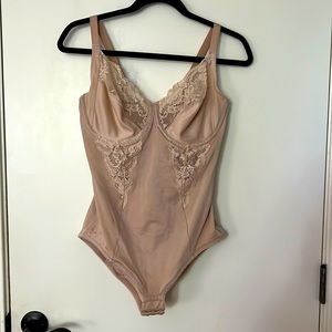 Maidenform Body shaper Black 36D